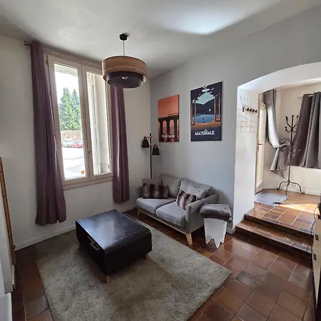 Llapasset Habitación en casa particular